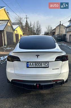 Позашляховик / Кросовер Tesla Model Y 2022 в Києві