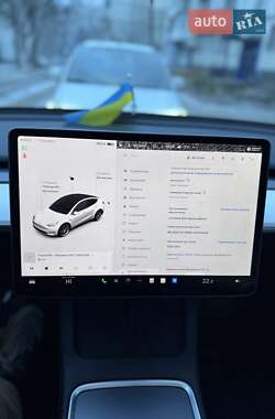 Позашляховик / Кросовер Tesla Model Y 2021 в Харкові