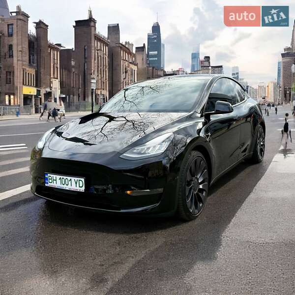 Внедорожник / Кроссовер Tesla Model Y 2020 в Одессе
