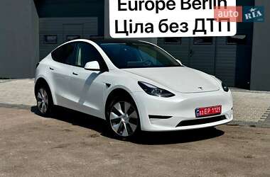 Позашляховик / Кросовер Tesla Model Y 2023 в Києві