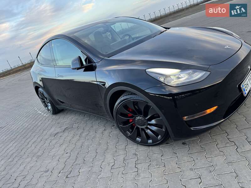 Внедорожник / Кроссовер Tesla Model Y 2022 в Одессе