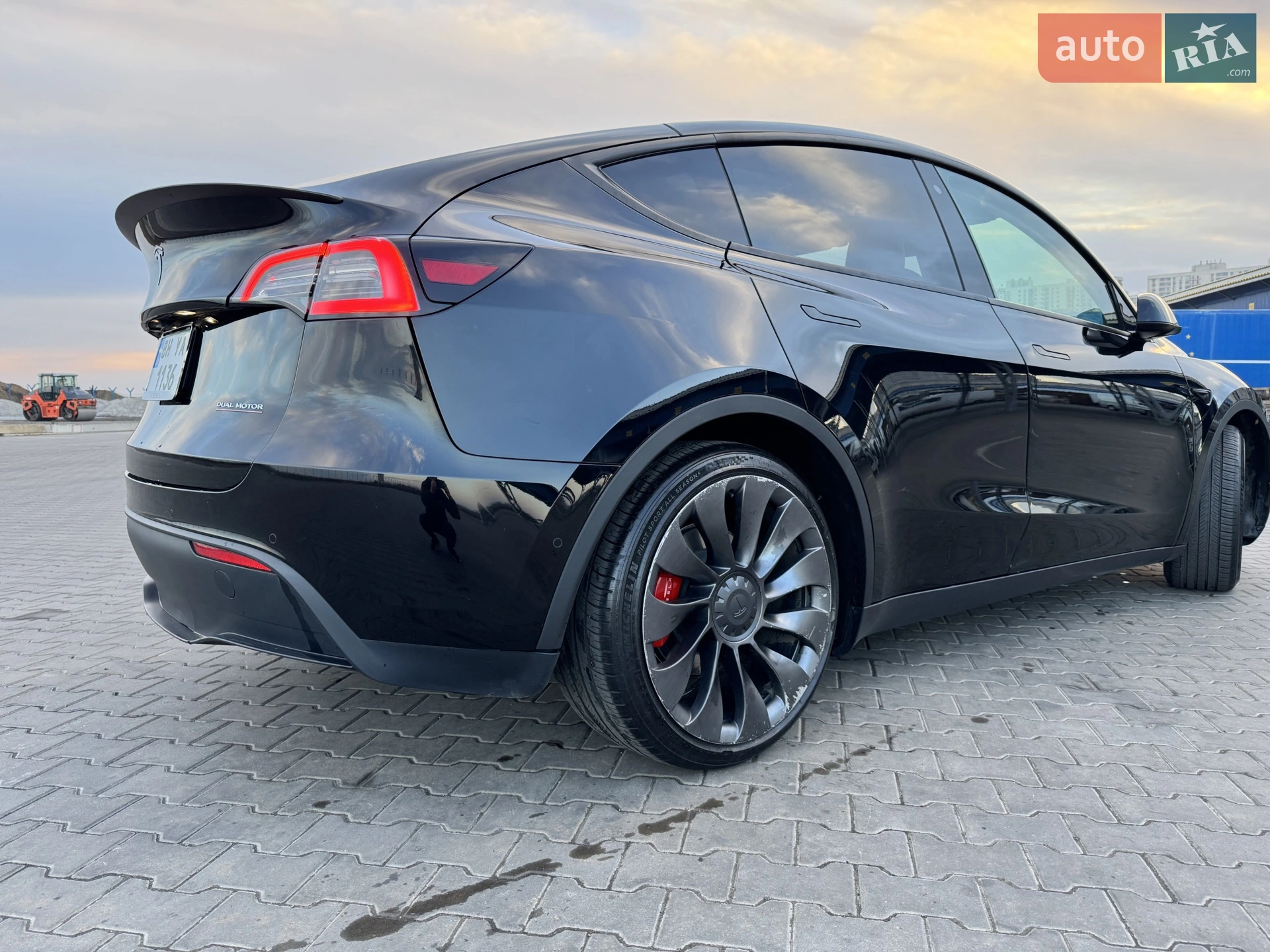 2022 Tesla Model Y - мініатюра 6