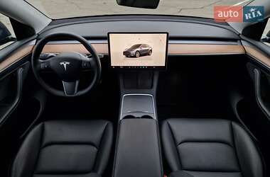 Внедорожник / Кроссовер Tesla Model Y 2023 в 