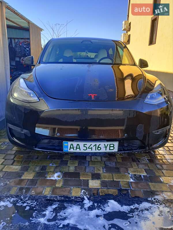 Внедорожник / Кроссовер Tesla Model Y 2023 в 