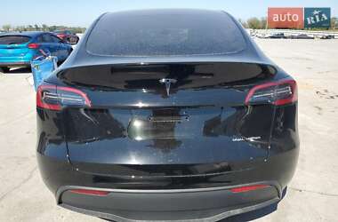 Внедорожник / Кроссовер Tesla Model Y 2024 в 