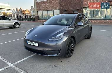 Позашляховик / Кросовер Tesla Model Y 2023 в Києві