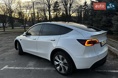 Внедорожник / Кроссовер Tesla Model Y 2021 в 