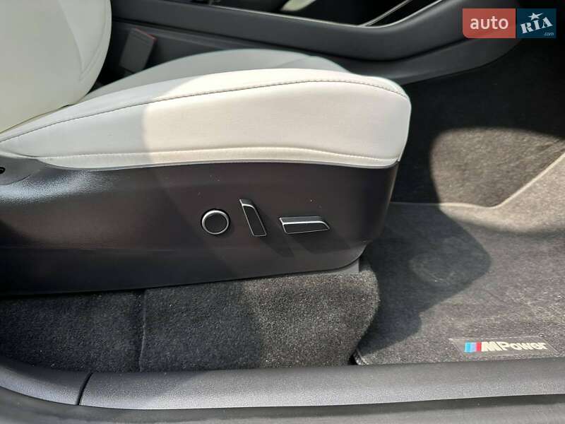 Позашляховик / Кросовер Tesla Model Y 2020 в Чернівцях