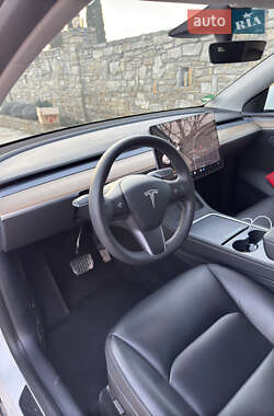 Внедорожник / Кроссовер Tesla Model Y 2022 в 