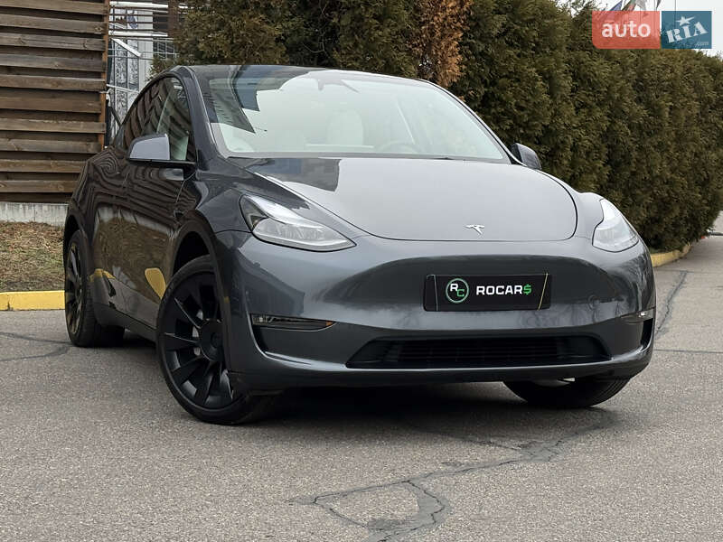 Внедорожник / Кроссовер Tesla Model Y 2023 в Киеве