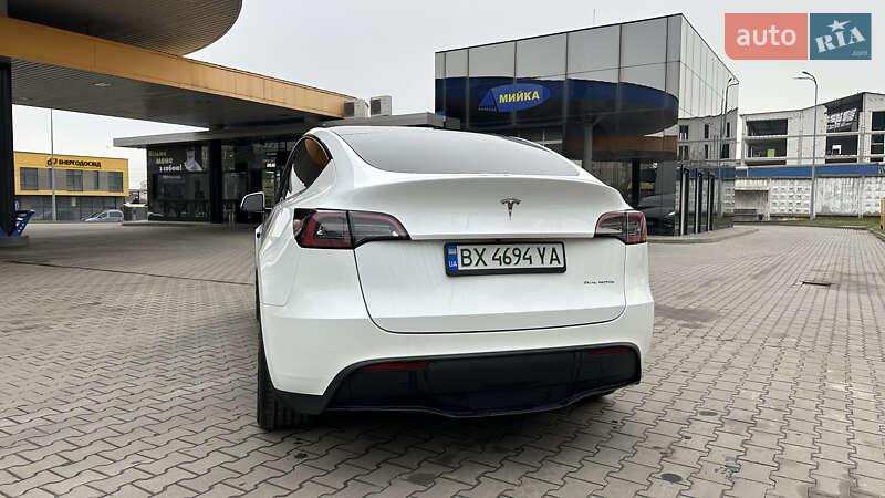 Внедорожник / Кроссовер Tesla Model Y 2023 в Хмельницком
