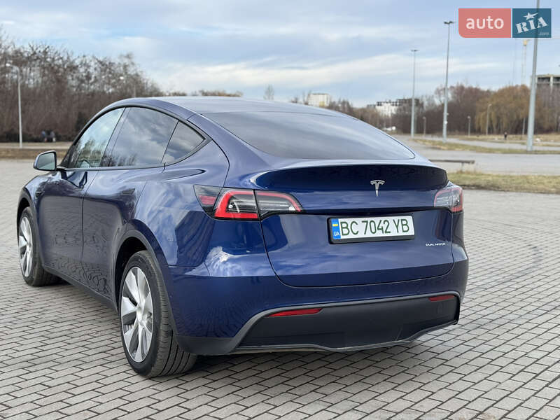 Внедорожник / Кроссовер Tesla Model Y 2020 в Львове