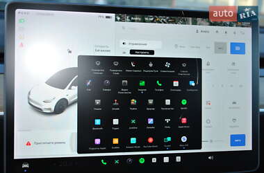 Позашляховик / Кросовер Tesla Model Y 2021 в 