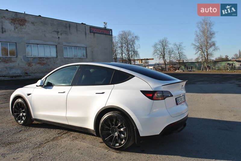 Внедорожник / Кроссовер Tesla Model Y 2021 в Тернополе фото 9 Внедорожник / Кроссовер Tesla Model Y 2021 в Тернополе