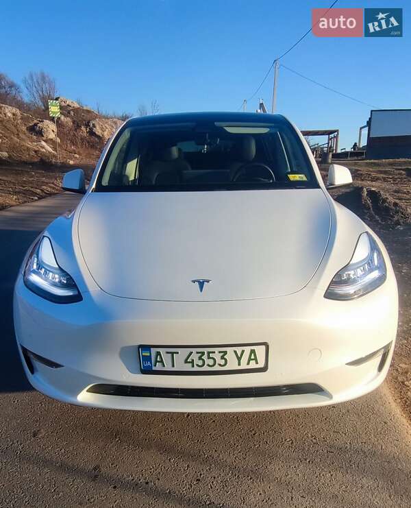 Внедорожник / Кроссовер Tesla Model Y 2020 в 