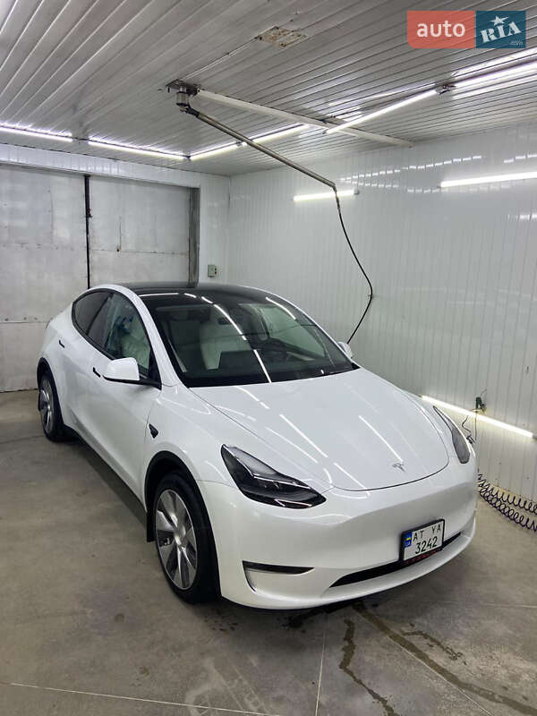 Внедорожник / Кроссовер Tesla Model Y 2022 в Перегинском