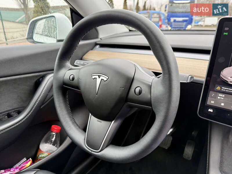 Внедорожник / Кроссовер Tesla Model Y 2021 в Виннице