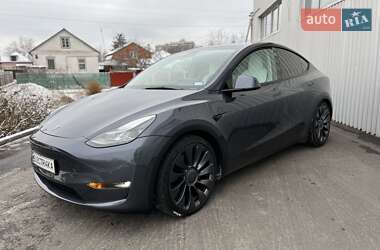 Внедорожник / Кроссовер Tesla Model Y 2022 в 