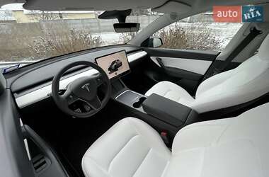Внедорожник / Кроссовер Tesla Model Y 2022 в 