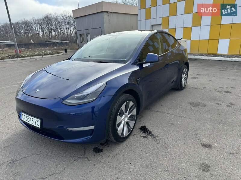 Позашляховик / Кросовер Tesla Model Y 2023 в Києві