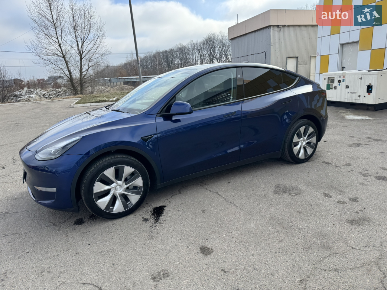 2024 Tesla Model Y - мініатюра 35