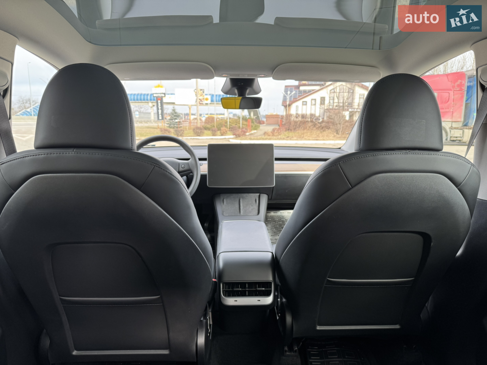 2023 Tesla Model Y - мініатюра 11