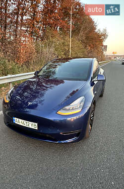 Внедорожник / Кроссовер Tesla Model Y 2020 в Киеве