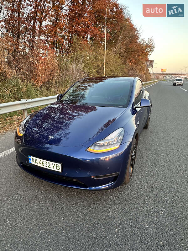 Tesla Model Y 2020