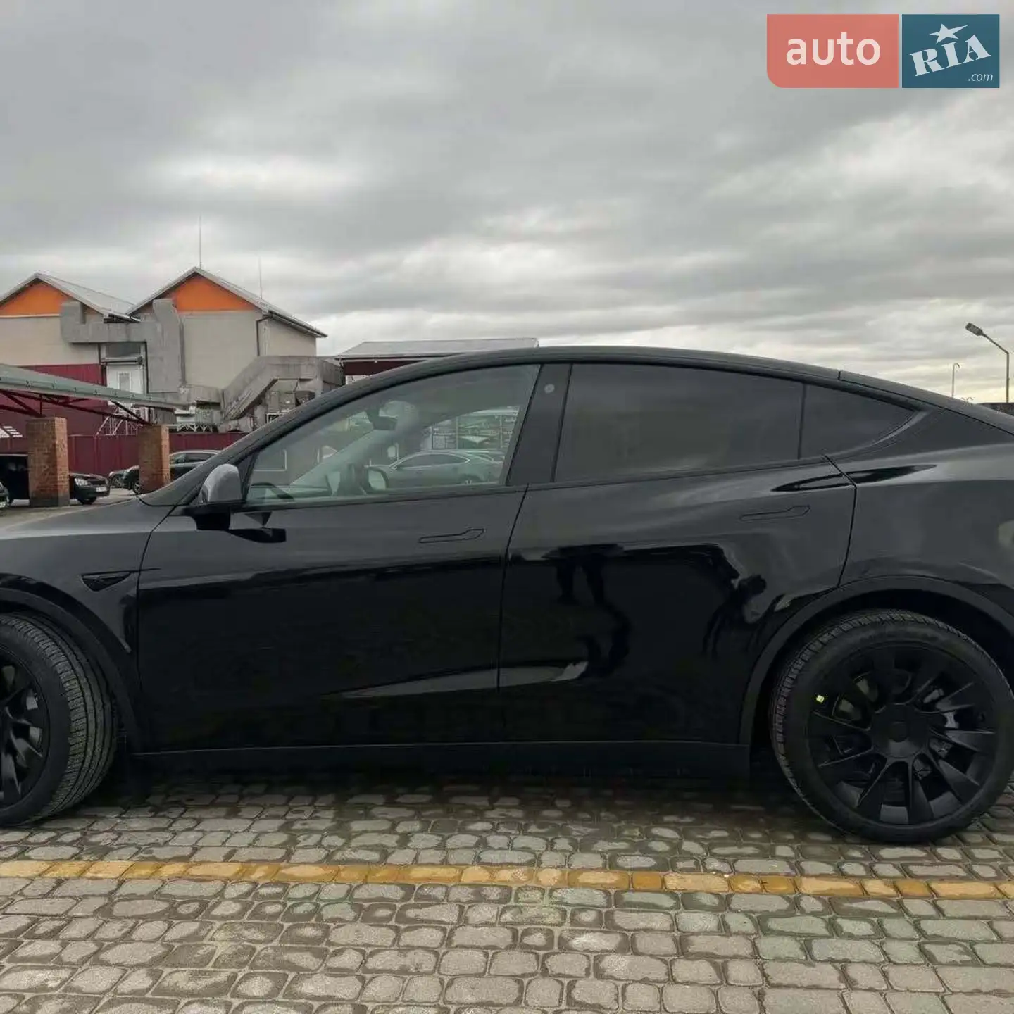 2022 Tesla Model Y - мініатюра 4