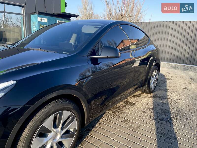 Внедорожник / Кроссовер Tesla Model Y 2023 в Кропивницком