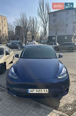 Внедорожник / Кроссовер Tesla Model Y 2023 в 