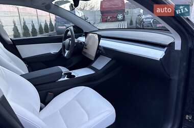 Внедорожник / Кроссовер Tesla Model Y 2022 в Луцке