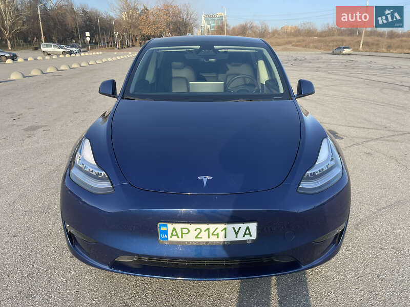 Внедорожник / Кроссовер Tesla Model Y 2023 в Запорожье