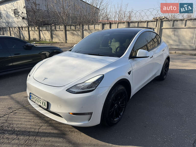 Внедорожник / Кроссовер Tesla Model Y 2021 в Одессе