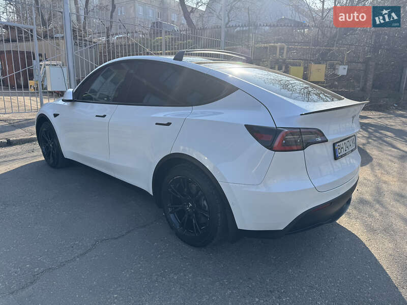 Внедорожник / Кроссовер Tesla Model Y 2021 в Одессе фото 20 Внедорожник / Кроссовер Tesla Model Y 2021 в Одессе