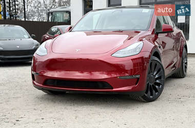 Внедорожник / Кроссовер Tesla Model Y 2024 в 