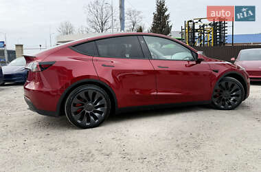 Внедорожник / Кроссовер Tesla Model Y 2024 в 