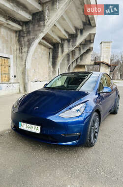 Внедорожник / Кроссовер Tesla Model Y 2022 в Ивано-Франковске