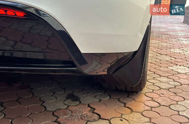 Внедорожник / Кроссовер Tesla Model Y 2020 в 