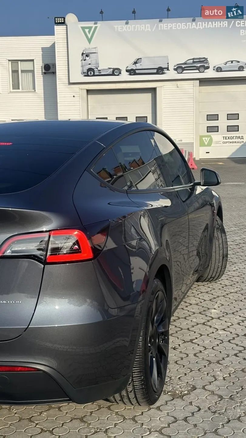 2023 Tesla Model Y - мініатюра 4