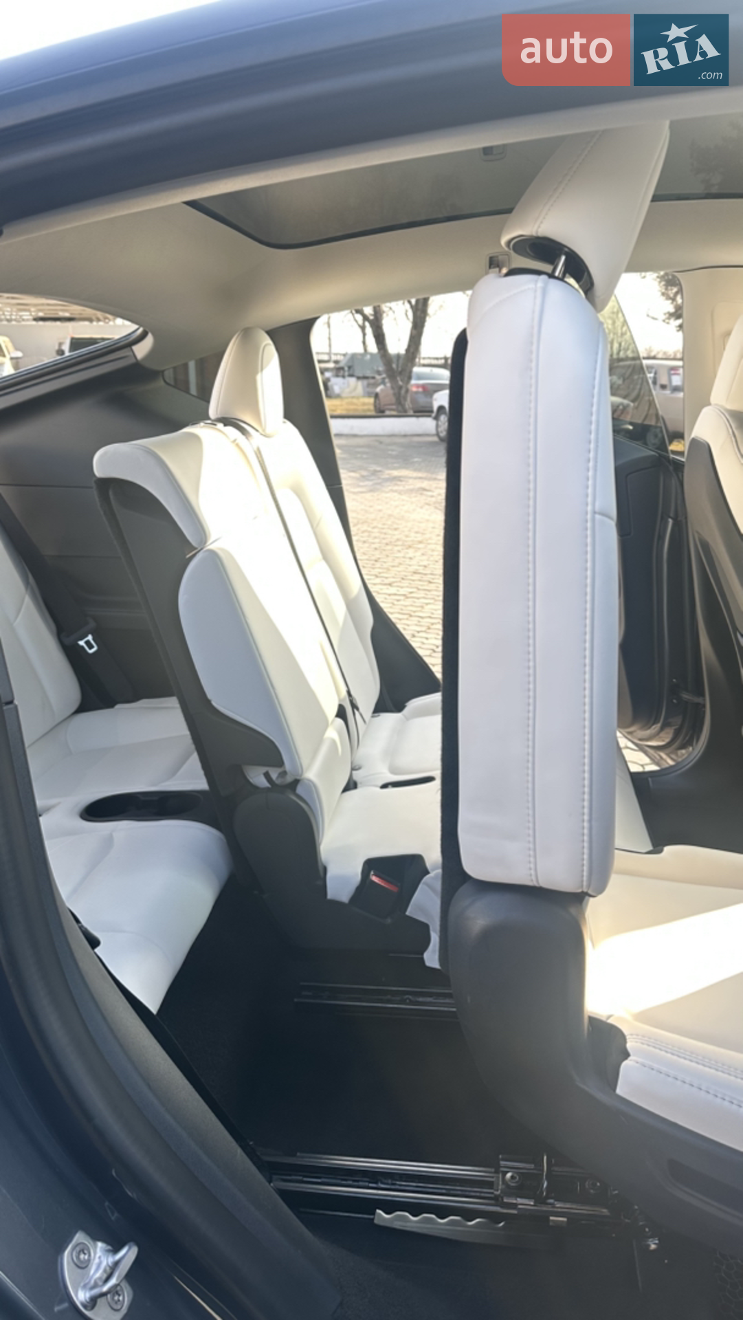 2023 Tesla Model Y - мініатюра 22