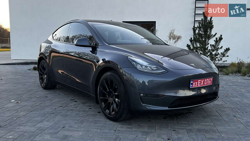 Внедорожник / Кроссовер Tesla Model Y 2021 в Луцке