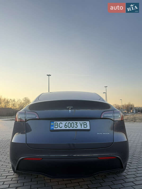 Позашляховик / Кросовер Tesla Model Y 2022 в Львові
