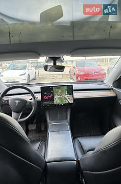 Внедорожник / Кроссовер Tesla Model Y 2021 в 
