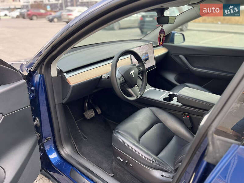 Внедорожник / Кроссовер Tesla Model Y 2022 в Львове