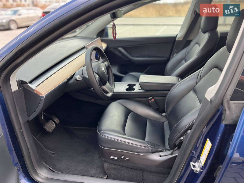 Внедорожник / Кроссовер Tesla Model Y 2022 в Львове