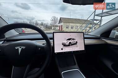 Внедорожник / Кроссовер Tesla Model Y 2023 в 
