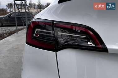 Внедорожник / Кроссовер Tesla Model Y 2023 в 