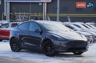 Внедорожник / Кроссовер Tesla Model Y 2022 в Киеве