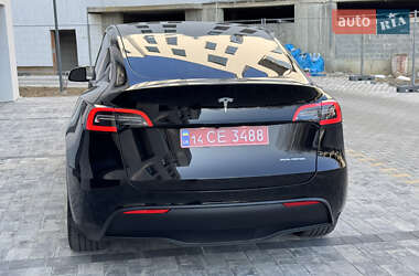 Внедорожник / Кроссовер Tesla Model Y 2022 в 